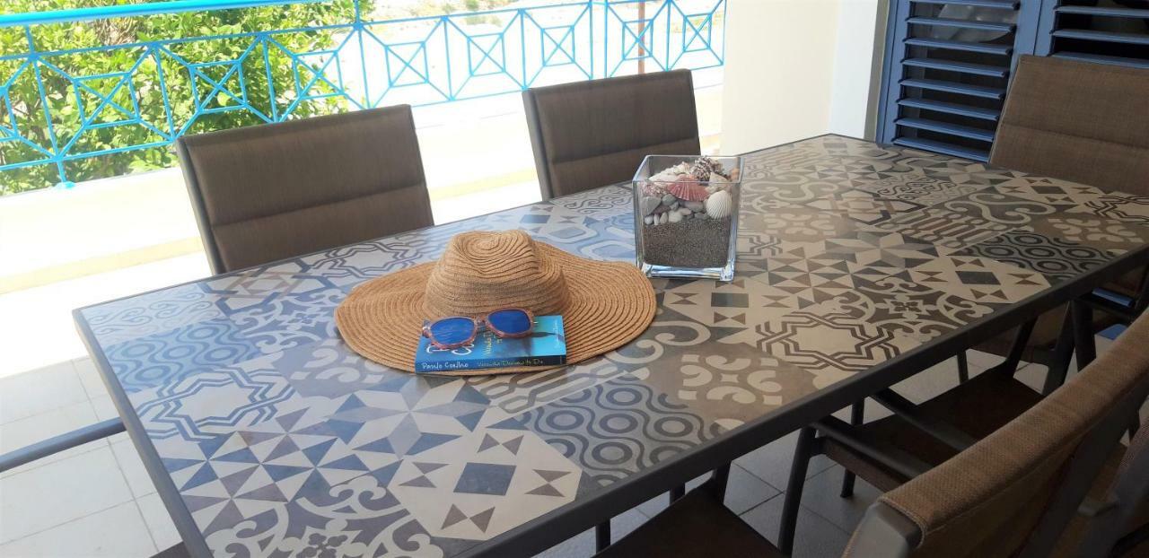 "Fun In The Sun" Villa Peyia Exterior photo